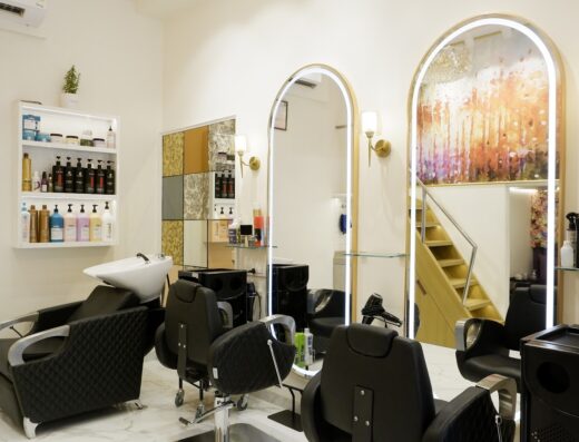 7 Wonders Studio – Unisex Salon