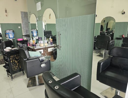 Anay Unisex Salon