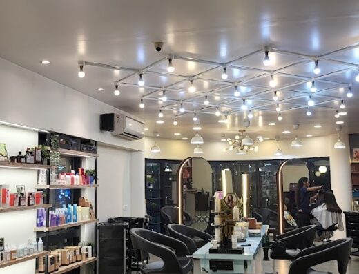 BBLUNT Salon – Khar, Mumbai