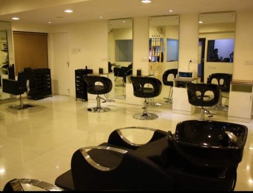 Beauty studio salon