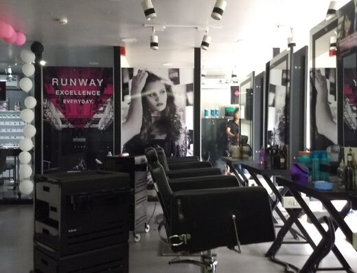 Lakme Salon For Him and Her in Malleshwaram 15th Cross,Bengaluru