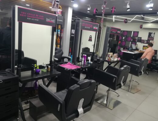 Lakme Salon Saket Indore