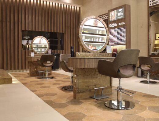 Looks Salon Pune