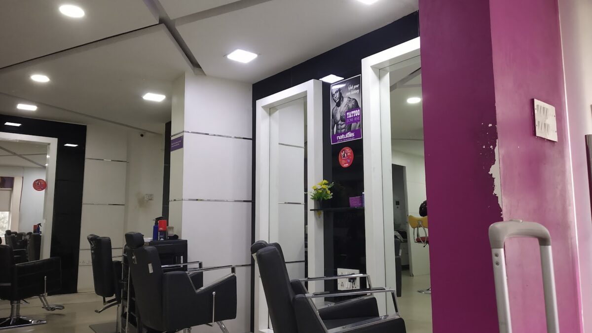 Home 3 Naturals Salon