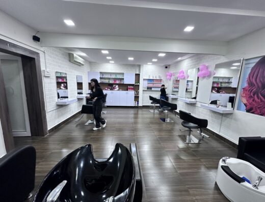 Pairs Salon