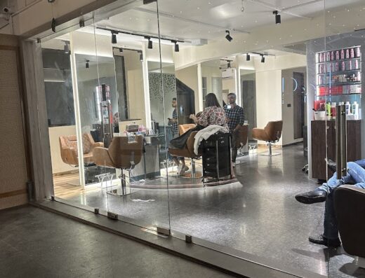 Palace The Salon