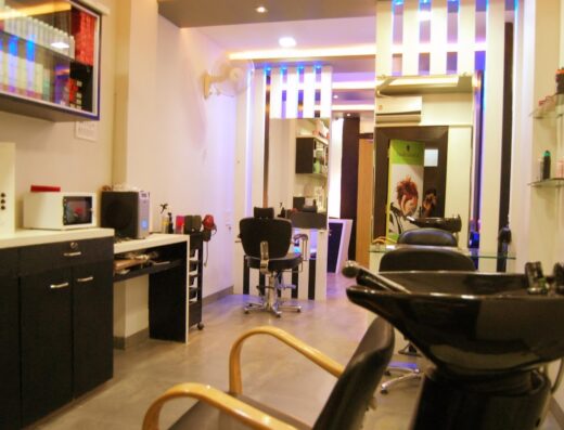 Raj unisex salon jeetu and lalit