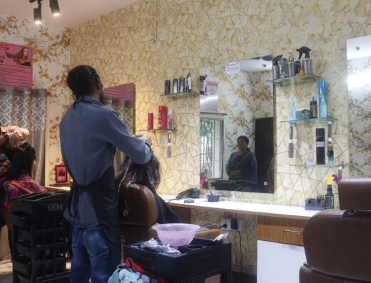 Rati’s Beauty Salon & Academy – Indore