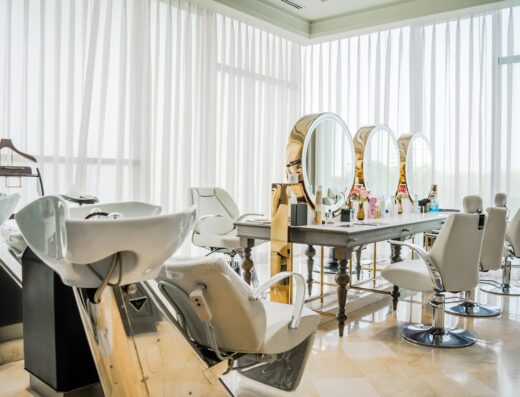 UNO Unisex Salon & Clinic – The Ritz-Carlton, Pune