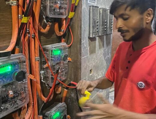 Deluxe Electrical Service (Electrician)